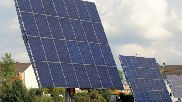 photovoltaic-2803889_1280-117.jpg